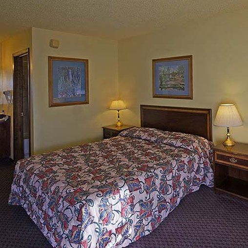 Red Roof Inn Redding Habitación foto